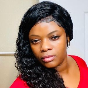 Meet your Posher, Ediana